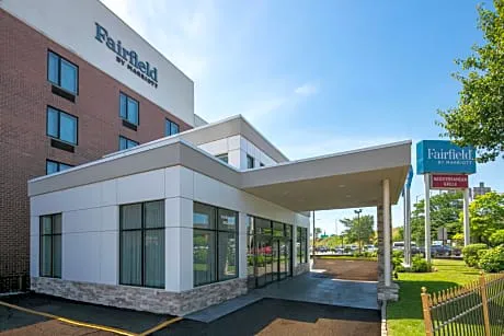 Fairfield Inn by Marriott JFK Airport hotel detail image 2
