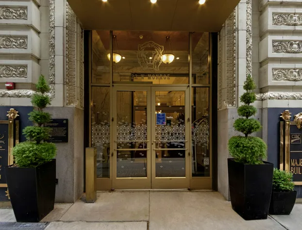 Hampton Inn Majestic Chicago Theatre District hotel detail image 2