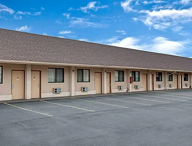 Knights Inn Pine Brook hotel detail image 2