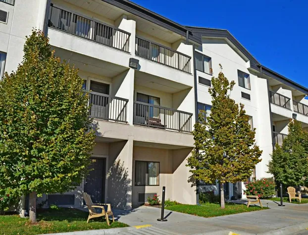 Best Western Plus Country Inn & Suites hotel detail image 2