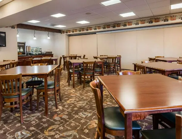 Best Western Plus Country Inn & Suites hotel detail image 1