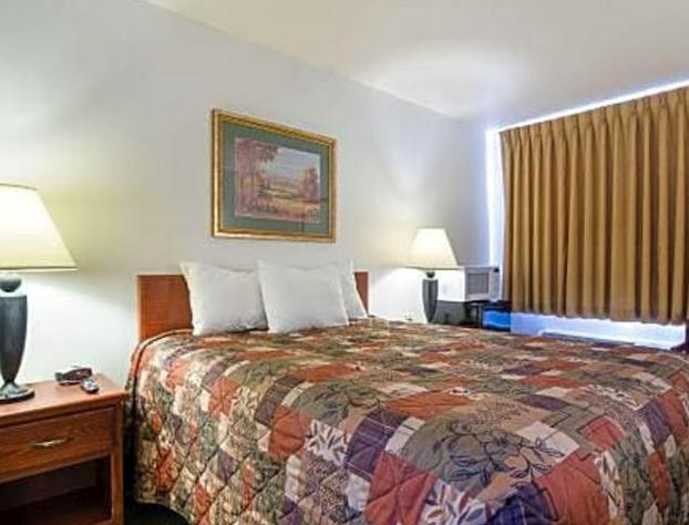 Rodeway Inn Larned hotel detail image 3
