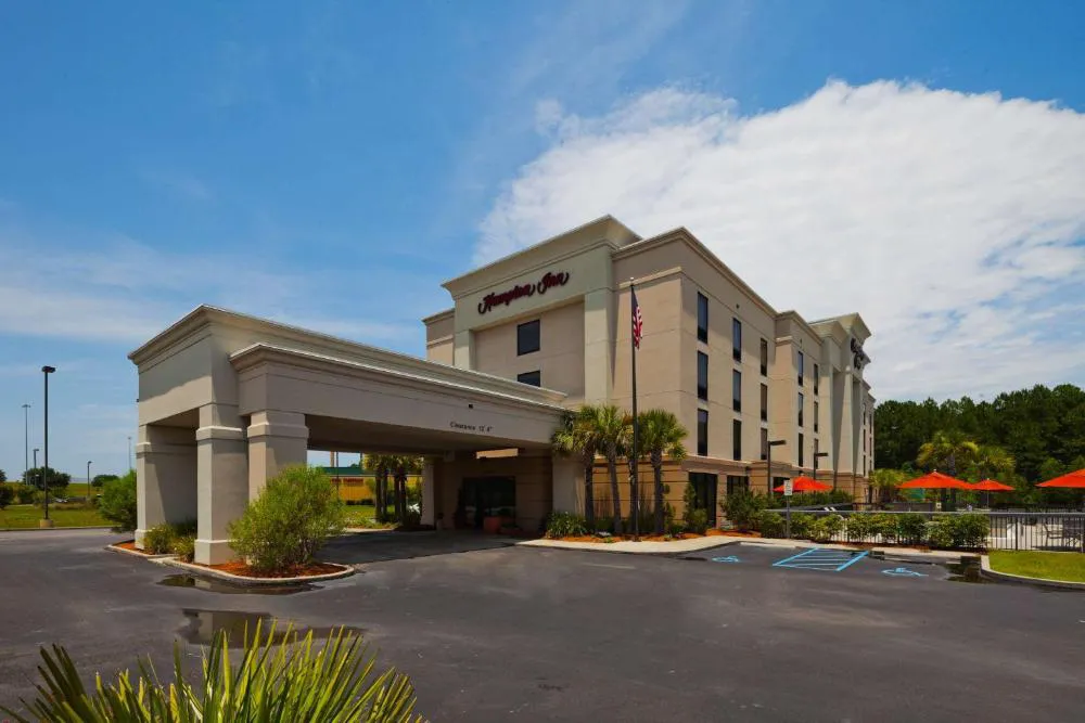 Hampton Inn Moss Point Pascagoula hotel hero