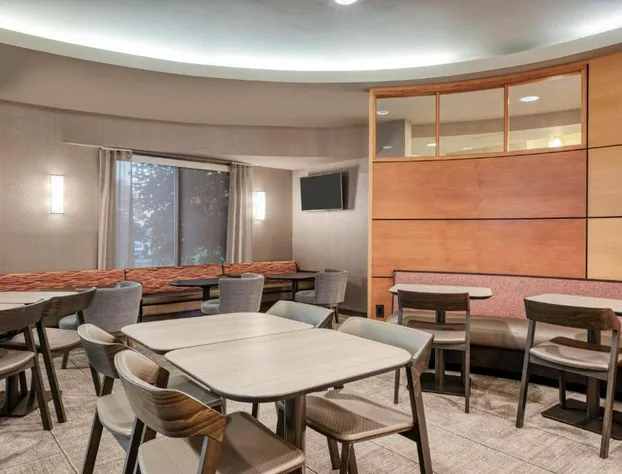 SpringHill Suites by Marriott Terre Haute hotel detail image 3