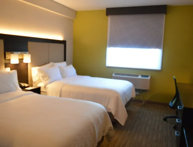 Holiday Inn Express Maspeth by IHG hotel detail image 4