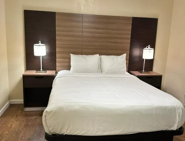 Beachwalker Inn and Suites hotel detail image 4