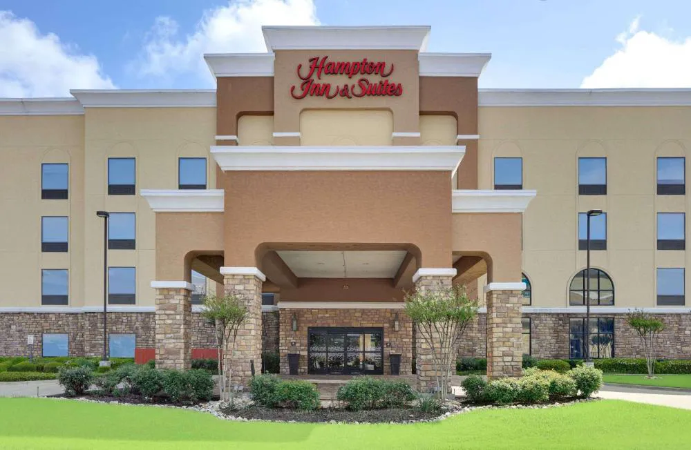 Hampton Inn & Suites Dallas-Arlington-South hotel hero