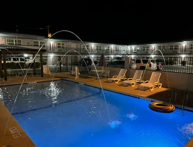 Americas Best Value Inn by Sonesta Pecos hotel detail image 1