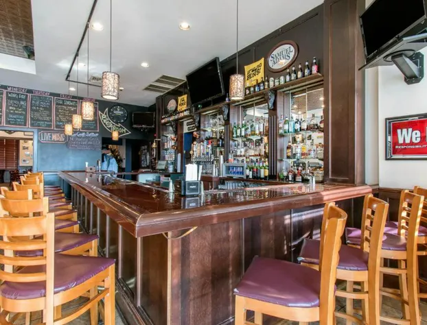 Clarion Hotel & Suites University - Shippensburg hotel detail image 1