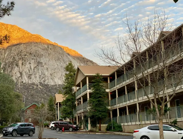 Yosemite View Lodge hotel detail image 3