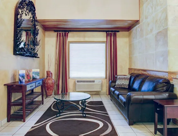 Del Valle Austin Southeast hotel detail image 4