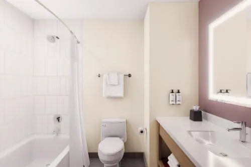 Del Valle Austin Southeast hotel detail image 1