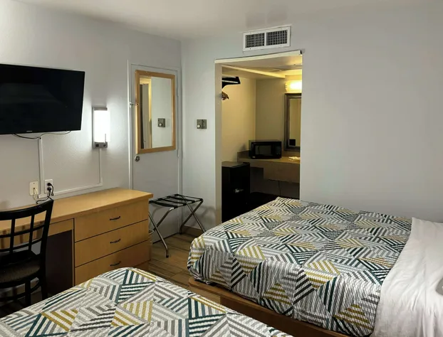 Motel 6 Riviera Beach, FL hotel detail image 4