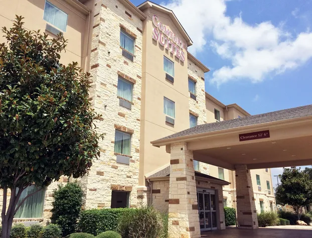 Comfort Suites San Antonio North - Stone Oak hotel detail image 1