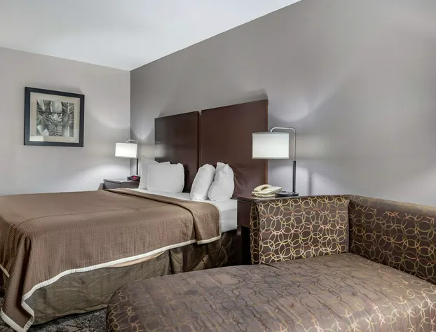 Best Western Oakdale Inn hotel detail image 4