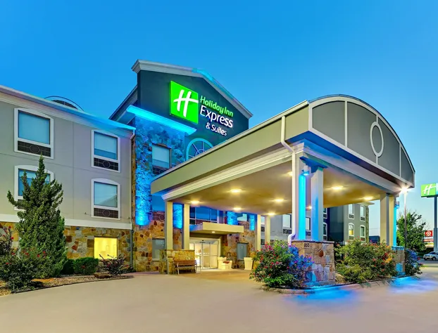Holiday Inn Express Hotel & Suites Weatherford by IHG hotel detail image 1