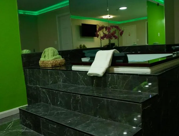 Classic Motor Lodge West Green hotel detail image 4