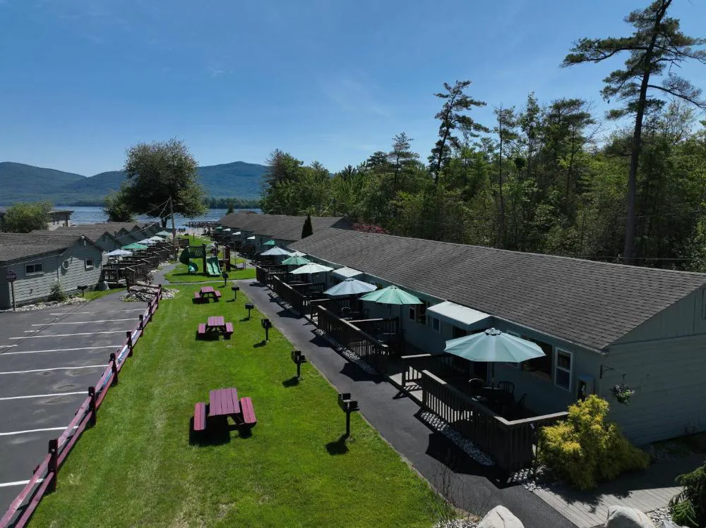 Lake George Diamond Cove hotel hero