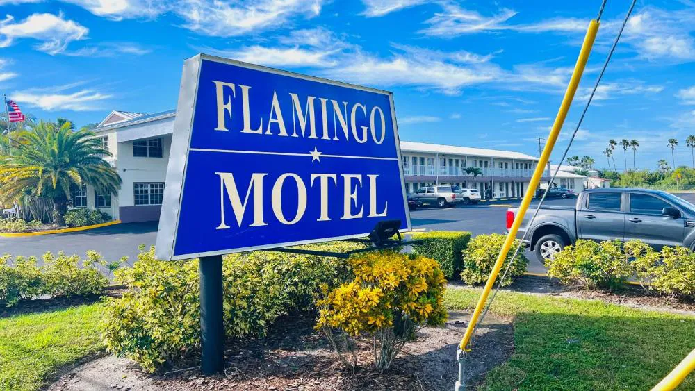Flamingo Motel hotel hero