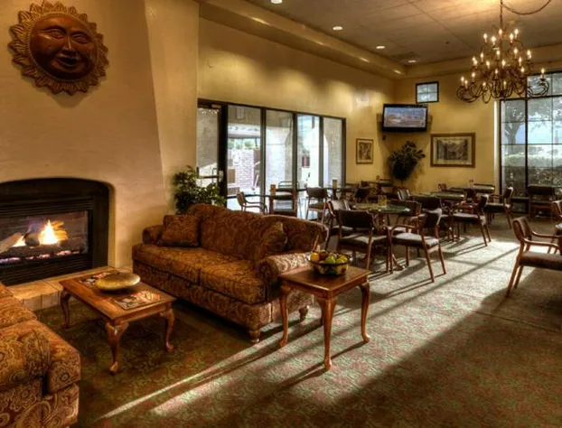 Gateway Studio Suites hotel detail image 2