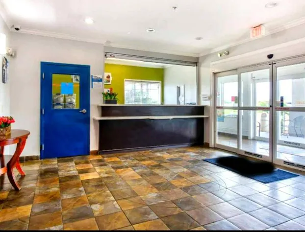 OYO Townhouse Sulphur, LA Extended Stay hotel detail image 3