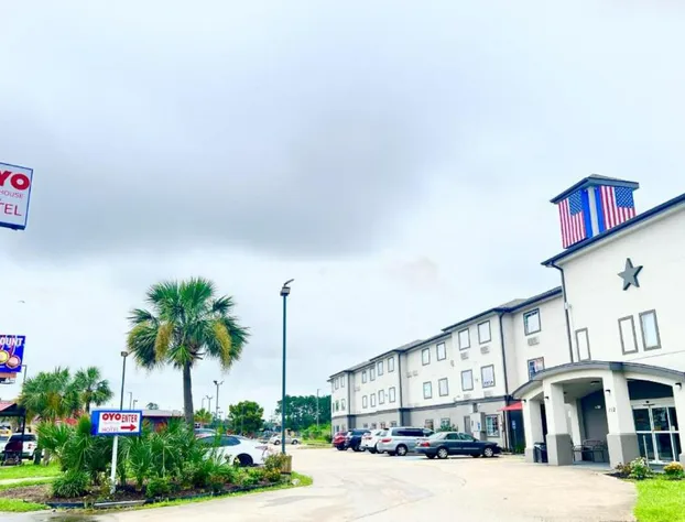 Oyo Townhouse Sulphur,LA Extended Stay I-10 hotel detail image 1