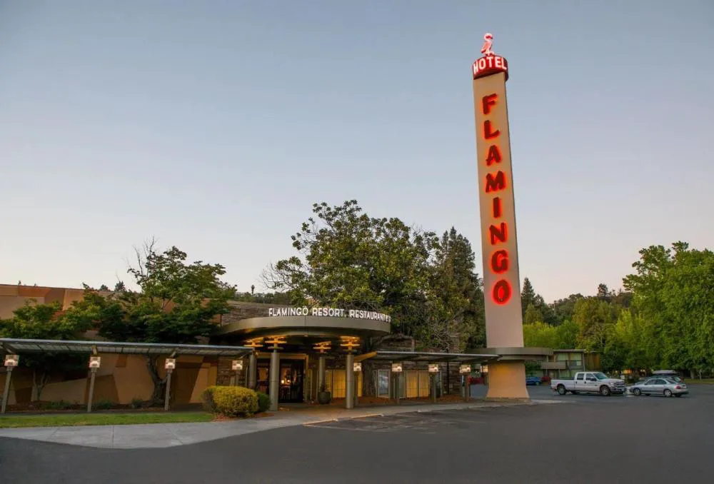 Flamingo Resort & Spa Santa Rosa Sonoma, Tapestry by Hilton hotel hero