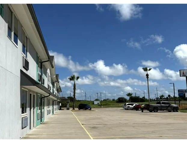 Conn Brown Harbour Inn hotel detail image 1