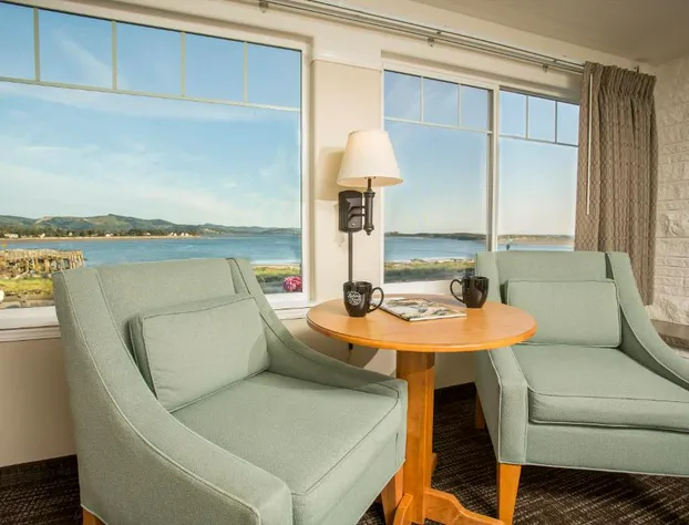 Looking Glass Inn hotel detail image 2