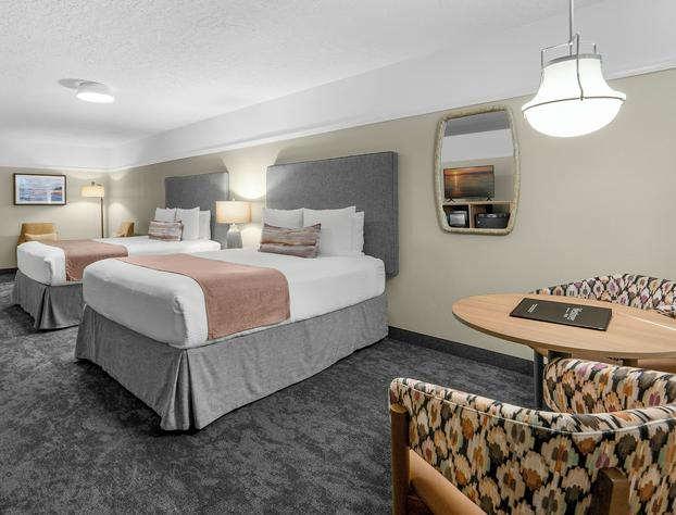 Looking Glass Inn hotel detail image 4