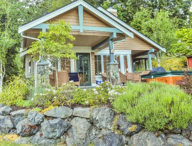 Poets Cove Resort & Spa hotel detail image 3