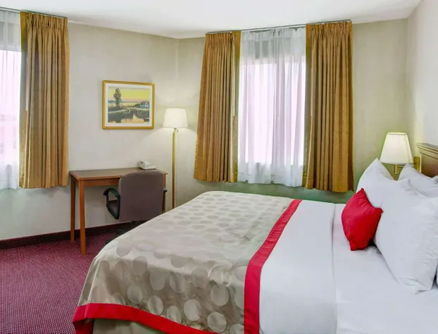 Ramada by Wyndham Hawthorne LAX / LA Stadium hotel detail image 4