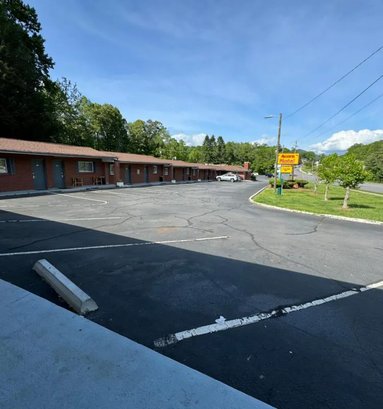 Acorn Motel hotel hero