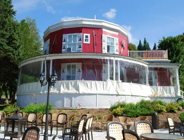 Auberge de La Tour du Lac hotel detail image 4