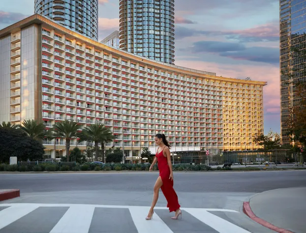 Fairmont Century Plaza Los Angeles at Beverly Hills hotel detail image 3