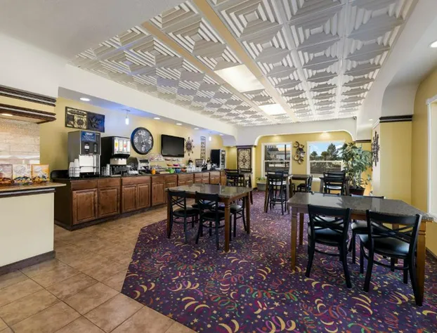 Americas Best Value Inn Alpine hotel detail image 4