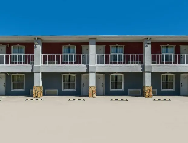 Americas Best Value Inn Alpine hotel detail image 1