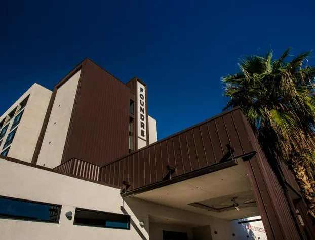 FOUNDRE Phoenix hotel detail image 1