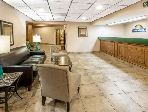 Days Inn by Wyndham Tiffin hotel detail image 2