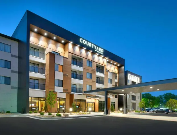 Courtyard by Marriott Sandy hotel detail image 2