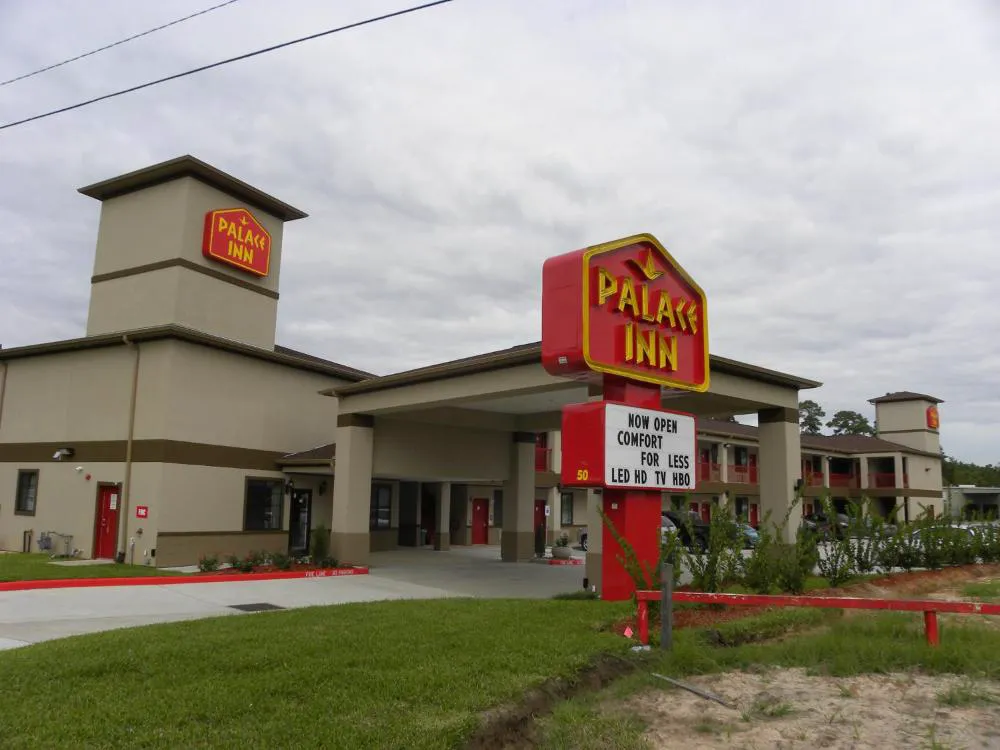 Palace Inn Kingwood hotel hero