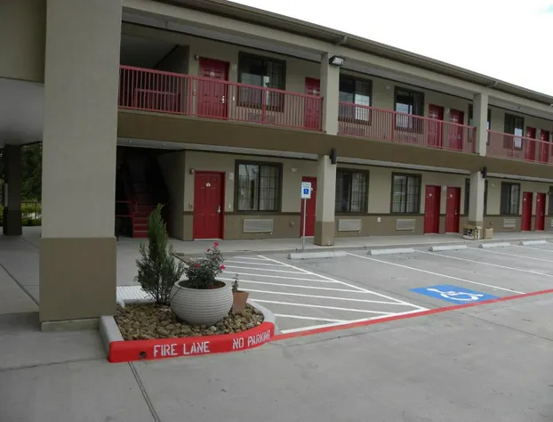 Palace Inn Kingwood hotel detail image 1