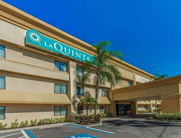 La Quinta Inn & Suites by Wyndham Tampa Brandon West hotel detail image 2