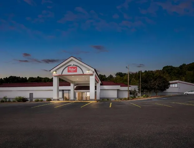 Red Roof Inn Cambridge, OH hotel detail image 4