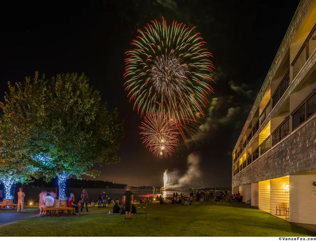 Best Western Plus Silverdale Beach Hotel hotel detail image 3