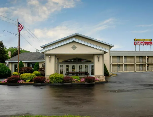 Red Roof Inn & Suites Herkimer hotel detail image 1