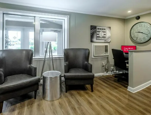 Red Roof Inn & Suites Herkimer hotel detail image 3