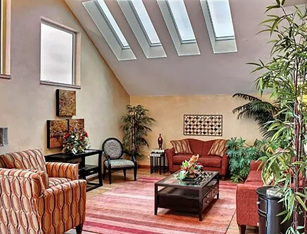 Comfort Inn & Suites at I-74 and 155 hotel detail image 4