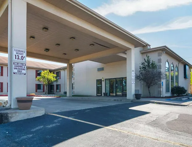 Motel 6 Hannibal, MO hotel detail image 2