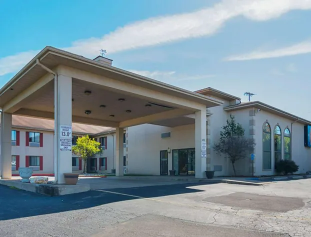 Motel 6 Hannibal, MO hotel detail image 3